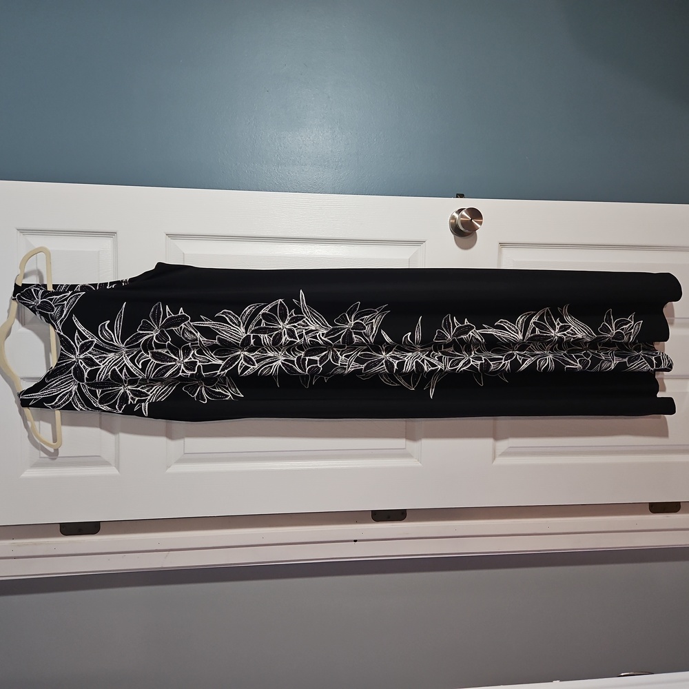 Tommy Bahama Maxi Dress Black w/Hawaiian Print ' Size Large